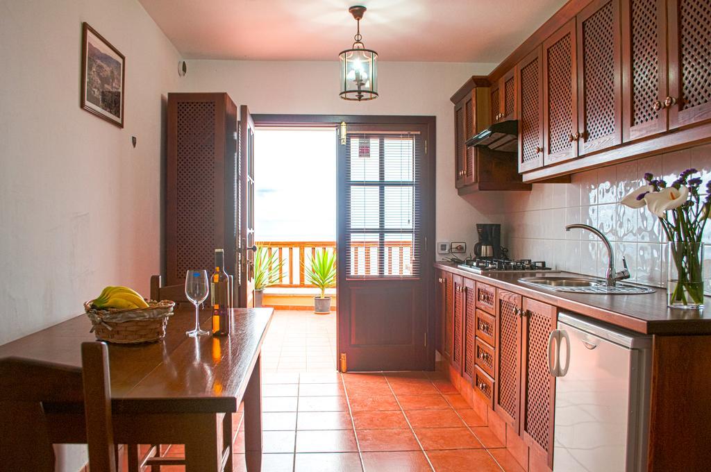Holidaynorthtenerife Caserio Rural Los Charcos Icod De Los Vinos Rum bild